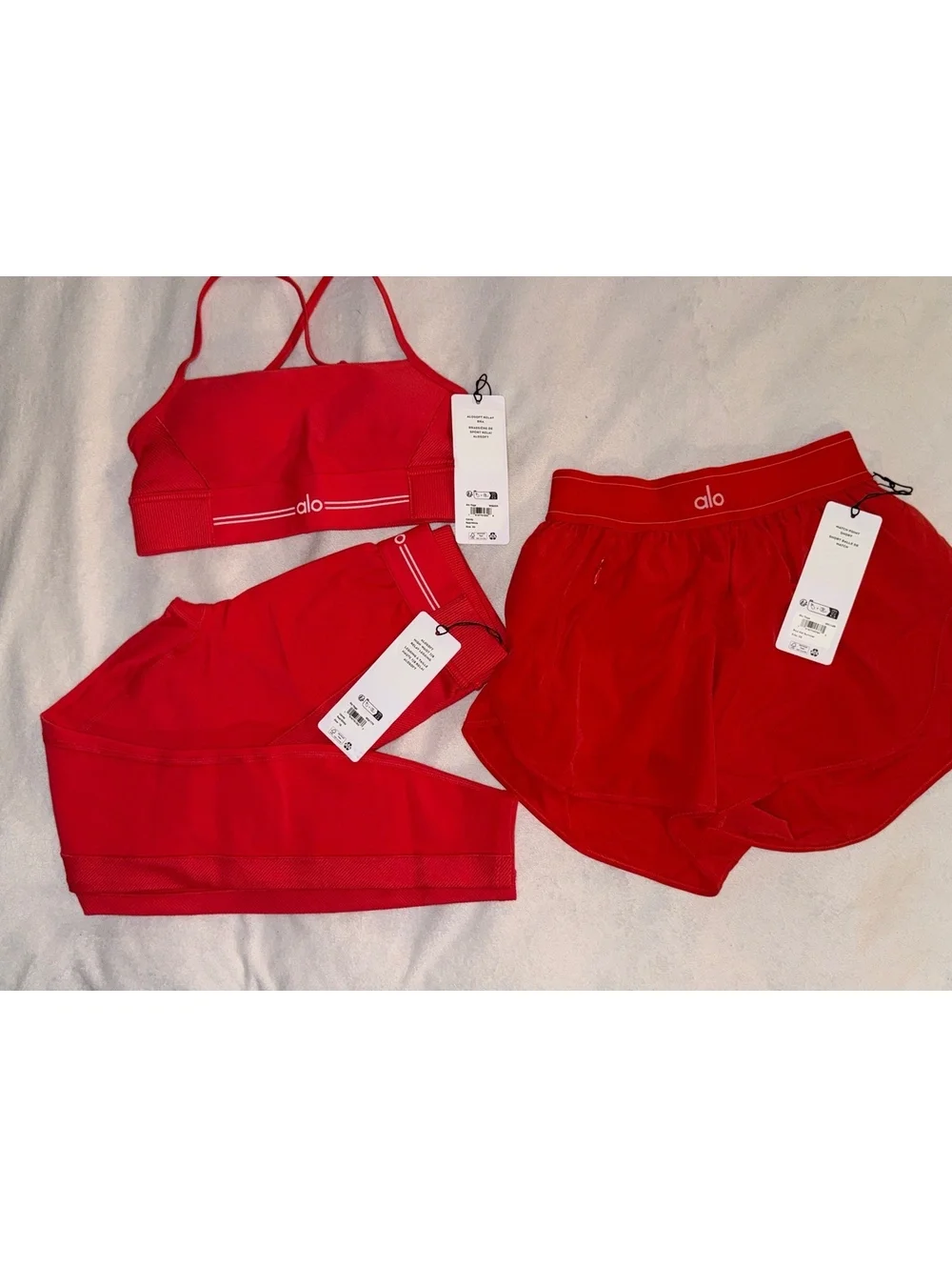 NWT Alo Yoga Red AloSoft 3-Piece Set Size XS 8-3-26